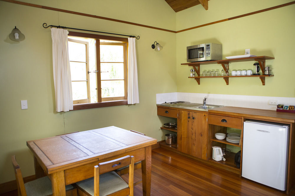 The Church Accommodation Hahei Bagian luar foto