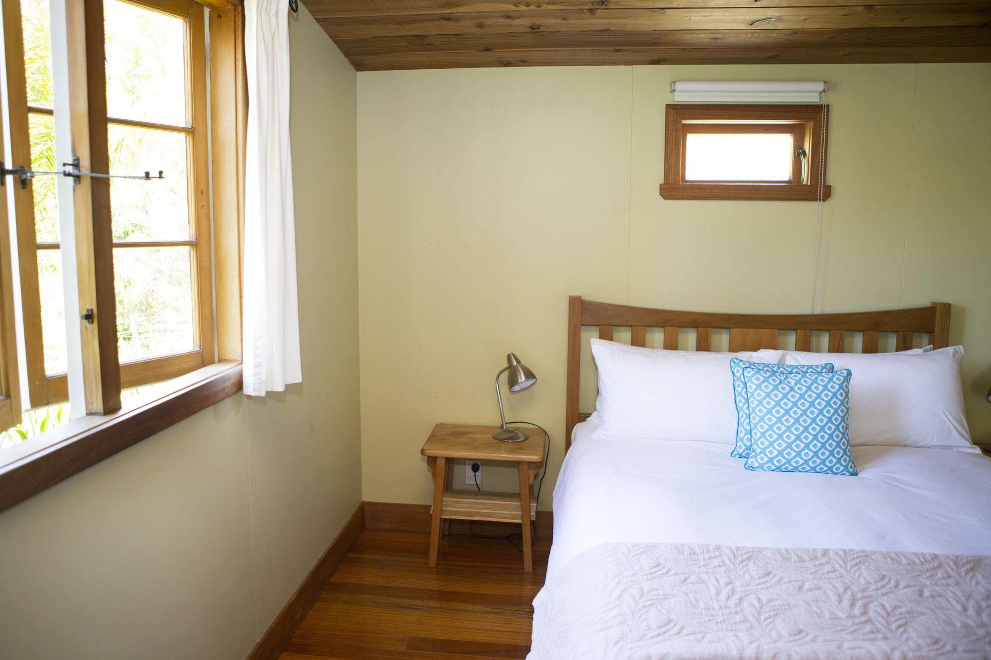 The Church Accommodation Hahei Bagian luar foto